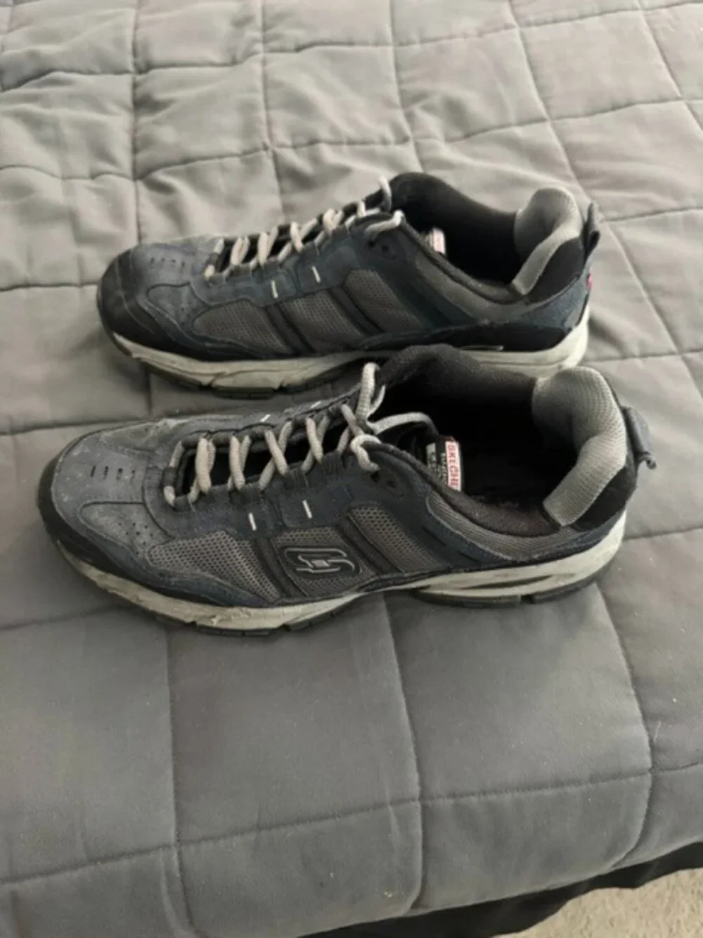 Men's Skechers Athletic Shoes, Size 11.5